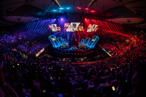 GEN教练组BP手板曝光！解析LCK与LPL战术差异下T1阵容遭克制，版本英雄理解成关键